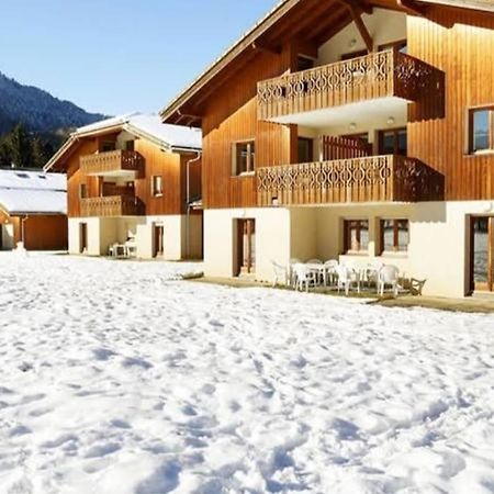 Bel Appartement En Residence Avec Piscines Samoens Exterior photo