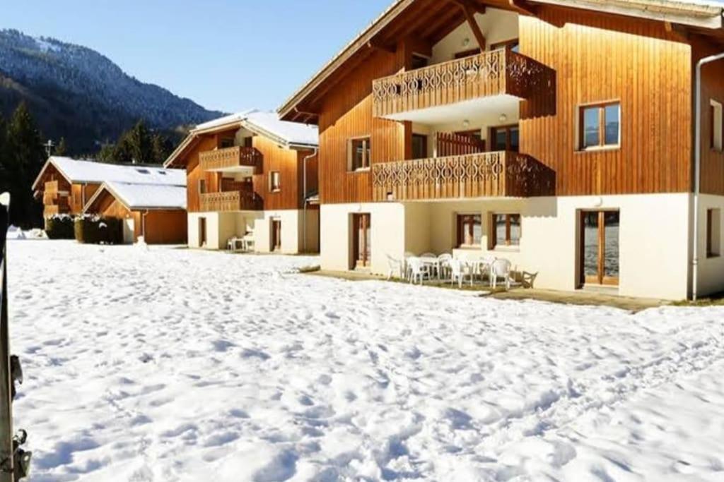 Bel Appartement En Residence Avec Piscines Samoens Exterior photo